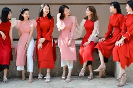 Outfits 3 ngày Tết không đụng hàng