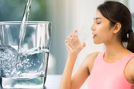 Thời điểm "vàng" uống nước giúp đốt mỡ, giảm cảm giác thèm ăn