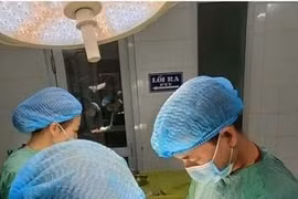 Ngại đến bệnh viện, người đàn ông suýt mất chức năng sinh sản