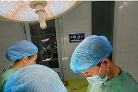 Ngại đến bệnh viện, người đàn ông suýt mất chức năng sinh sản