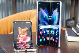 Samsung bị "vượt mặt" trên phân khúc smartphone màn hình gập