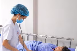 Đau mỏi 2 đùi, thai phụ 8 tuần đi khám bất ngờ mắc tiêu cơ vân