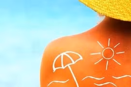 Phòng tránh say nắng khi đi du lịch dịp lễ 30/4-1/5