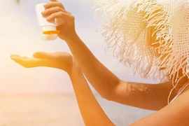 Bỏ túi bí quyết bảo vệ làn da khi đi du lịch mùa hè