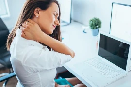 Đau mỏi vai gáy - Nỗi lo của dân văn phòng