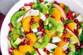 Bật mí cách chế biến hoa quả thừa ngày Tết thành hàng loạt món ngon