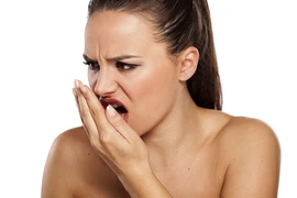 "Đánh bay" hôi miệng bằng 7 nguyên liệu có sẵn trong bếp