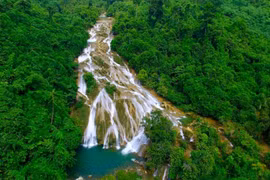 Thưởng ngoạn vẻ đẹp "cô sơn nữ" giữa núi rừng Tuyên Quang