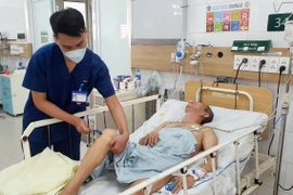 Uống cao chứa mã tiền chữa bệnh xương khớp, người đàn ông nhập viện cấp cứu