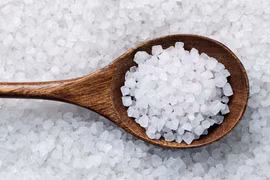 Liên tục dùng phèn chua chữa hôi nách, người phụ nữ 64 tuổi nhiễm độc nhôm