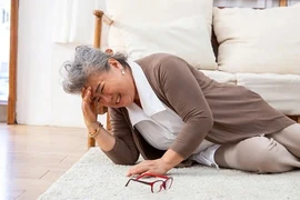 Bí quyết phòng ngừa đột quỵ ở người cao tuổi khi trời lạnh