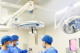 Người đàn ông bất ngờ phát hiện ung thư đại tràng nhờ làm 1 điều