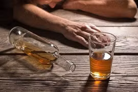 Đau tức bụng sau bữa rượu… đi khám phát hiện viêm tuỵ cấp