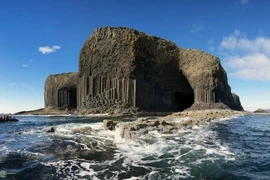 Bí ẩn hang động 60 triệu năm được hình thành từ dòng dung nham cổ đại 