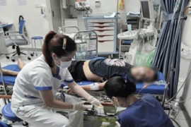 Tê bì miệng, tay chân, choáng váng sau... 15 phút ăn củ ấu tàu 