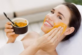 Mách bạn 5 công thức mặt nạ mật ong giúp da sáng mịn