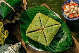 Bí quyết luộc bánh chưng ngon, dẻo, xanh tự nhiên và không lại gạo