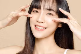 Giảm nếp nhăn dưới mắt với những thói quen đơn giản