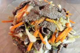 Hôm nay ăn gì: Lạ miệng món thịt bò xào củ kiệu, cực đưa cơm