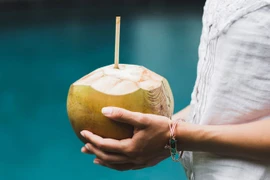 3 thời điểm "vàng" nên uống nước dừa để đạt hiệu quả tốt nhất