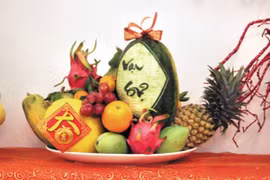 Video: Vì sao bàn thờ ngày Tết luôn có mâm ngũ quả?