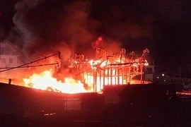 Nghệ An: Điều tra nguyên nhân hàng loạt tàu cá bị cháy