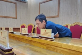 Khởi tố, bắt tạm giam một kiểm sát viên về tội nhận hối lộ