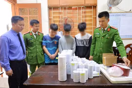 Phát hiện nhóm học sinh chế tạo gần 30kg pháo nổ