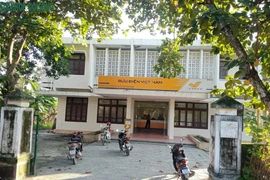 Nhân viên bưu điện bị tố “ăn chặn” tiền trợ cấp của người khuyết tật