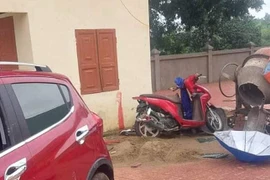 Tài xế lùi xe thiếu quan sát, tông một học sinh tử vong