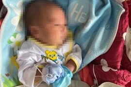 Hà Tĩnh: Một đêm phát hiện 2 trẻ sơ sinh bị bỏ rơi