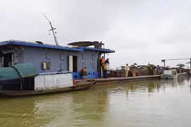 Khai thác cát trái phép, 3 cá nhân bị xử phạt hơn 500 triệu đồng