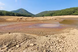 Nhiều hồ chứa nước tại Hà Tĩnh cạn trơ đáy