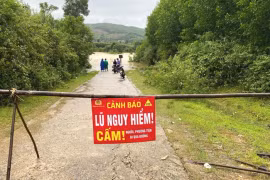 Hà Tĩnh: Mưa lớn làm nhiều tuyến đường bị chia cắt 