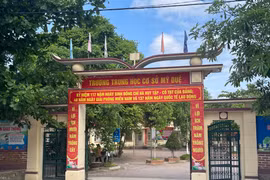 Hà Tĩnh: Khởi tố thầy giáo có hành vi dâm ô học sinh 