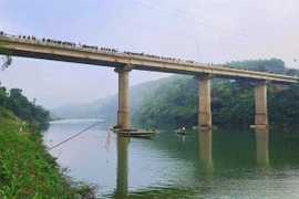 Quảng Bình: Nam sinh nhảy cầu tự vẫn vì bị nghi lấy trộm tiền