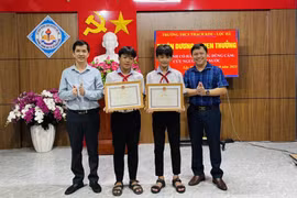 Hai học sinh dũng cảm cứu người đuối nước