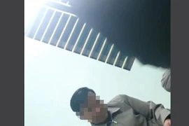 Xác minh clip nghi Bí thư xã ở Nghệ An đánh bài ăn tiền
