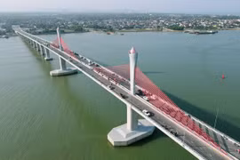 Chi hơn 65 tỷ đồng để “làm đẹp” cầu Cửa Hội