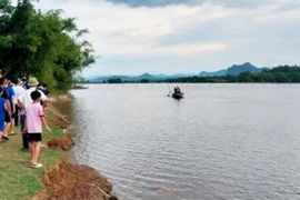 Rủ nhau tắm sông, một học sinh đuối nước thương tâm