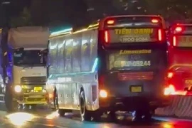 Đắk Lắk: Xác minh vụ xe khách Tiến Oanh chạy ngược chiều trên đường 