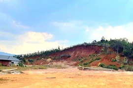 Lâm Đồng: Xử lý nghiêm tình trạng khai thác đất tại Khu dân cư Đông Đô 