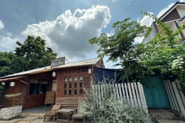 Sàn bê tông quán cà phê đổ sập, một người tử vong thương tâm