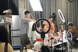 Đẩy mạnh thu thế hoạt động livestream bán hàng trên mạng 