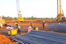 Thi công xuyên Tết dự án cao tốc Buôn Ma Thuột - Khánh Hòa