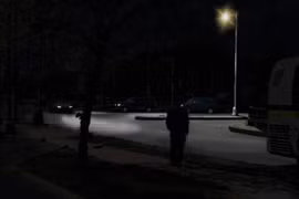 Tại sao con người khó xác định màu sắc trong bóng tối?