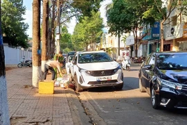 Truy bắt đối tượng đập vỡ kính xe, lấy cắp nhiều tài sản