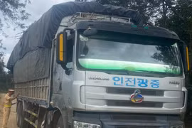 Công an huyện M'Drắk tăng cường xử lý xe quả tải, cơi nới thành thùng 