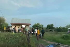 Đắk Lắk: Ra ao sau nhà chơi, 2 cháu nhỏ chết đuối thương tâm 