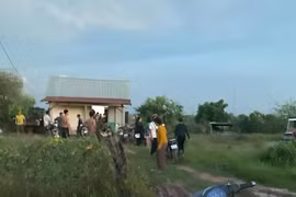 Đắk Lắk: Ra ao sau nhà chơi, 2 cháu nhỏ chết đuối thương tâm 